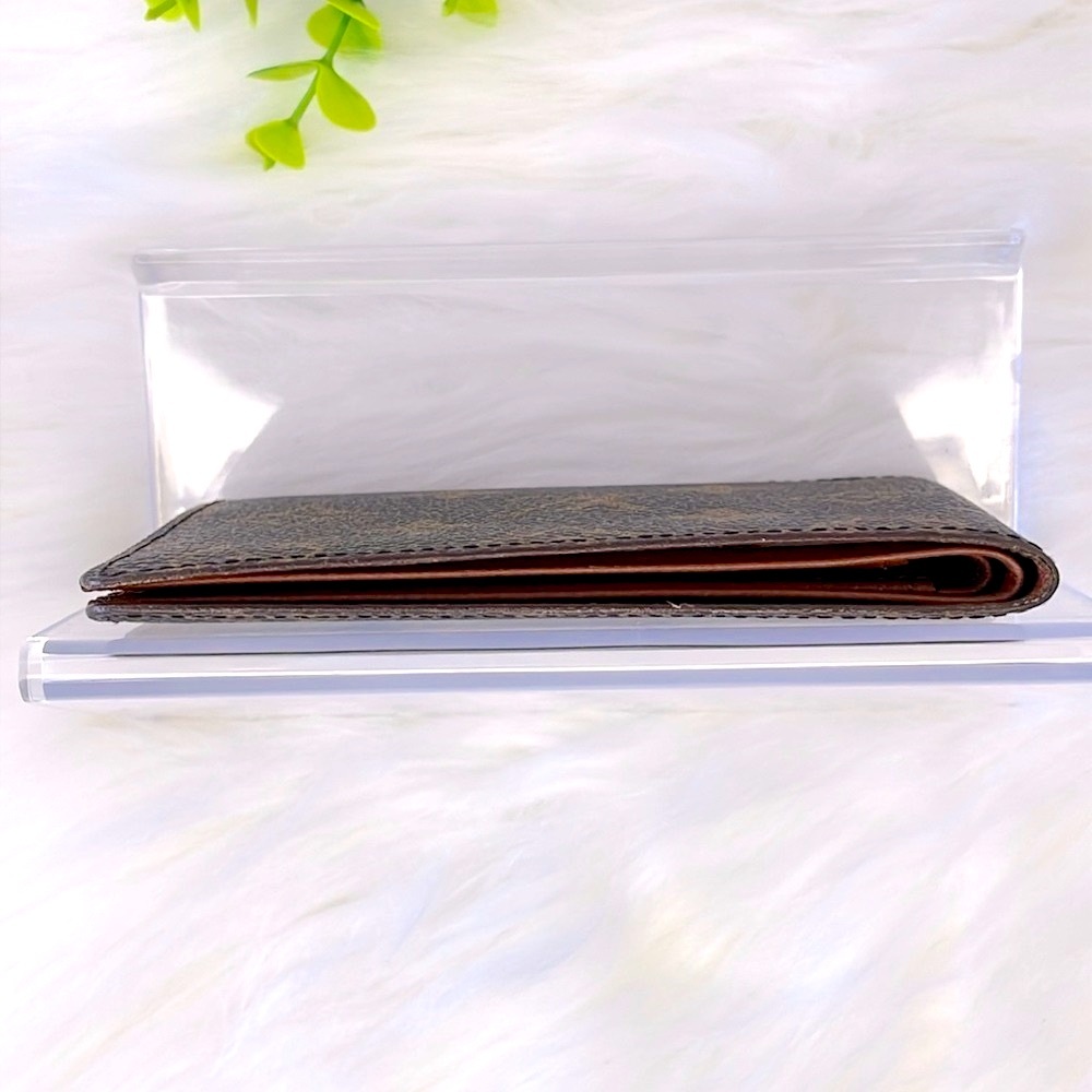 Louis Vuitton Monogram Bifold Wallet - Picture 13 of 14